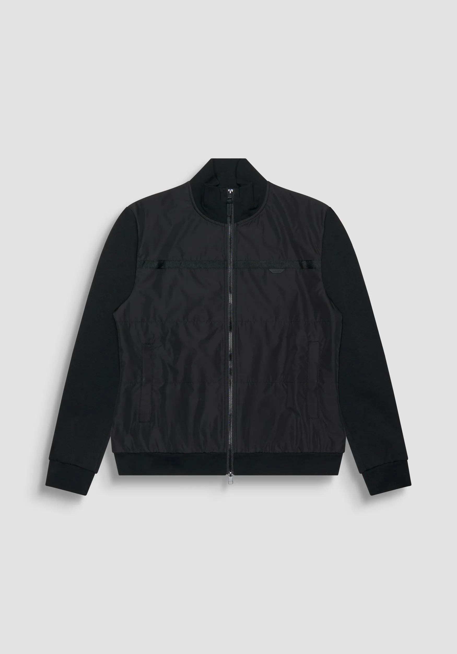 FELPA SLIM FIT IN MISTO COTONE NERO E TESSUTO TECNICO A CONTRASTO