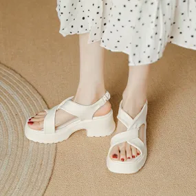 Sandali con suola grossa e minimalista moda donna