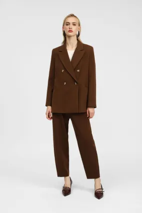  Tailored trousers with pleats and pockets    